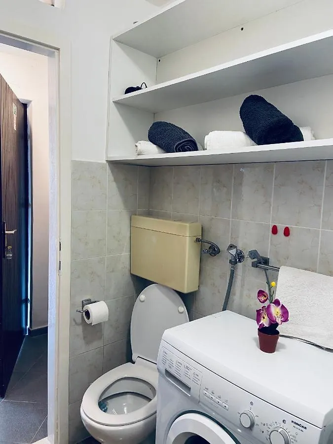 Apartments Gule Slatine 0*,