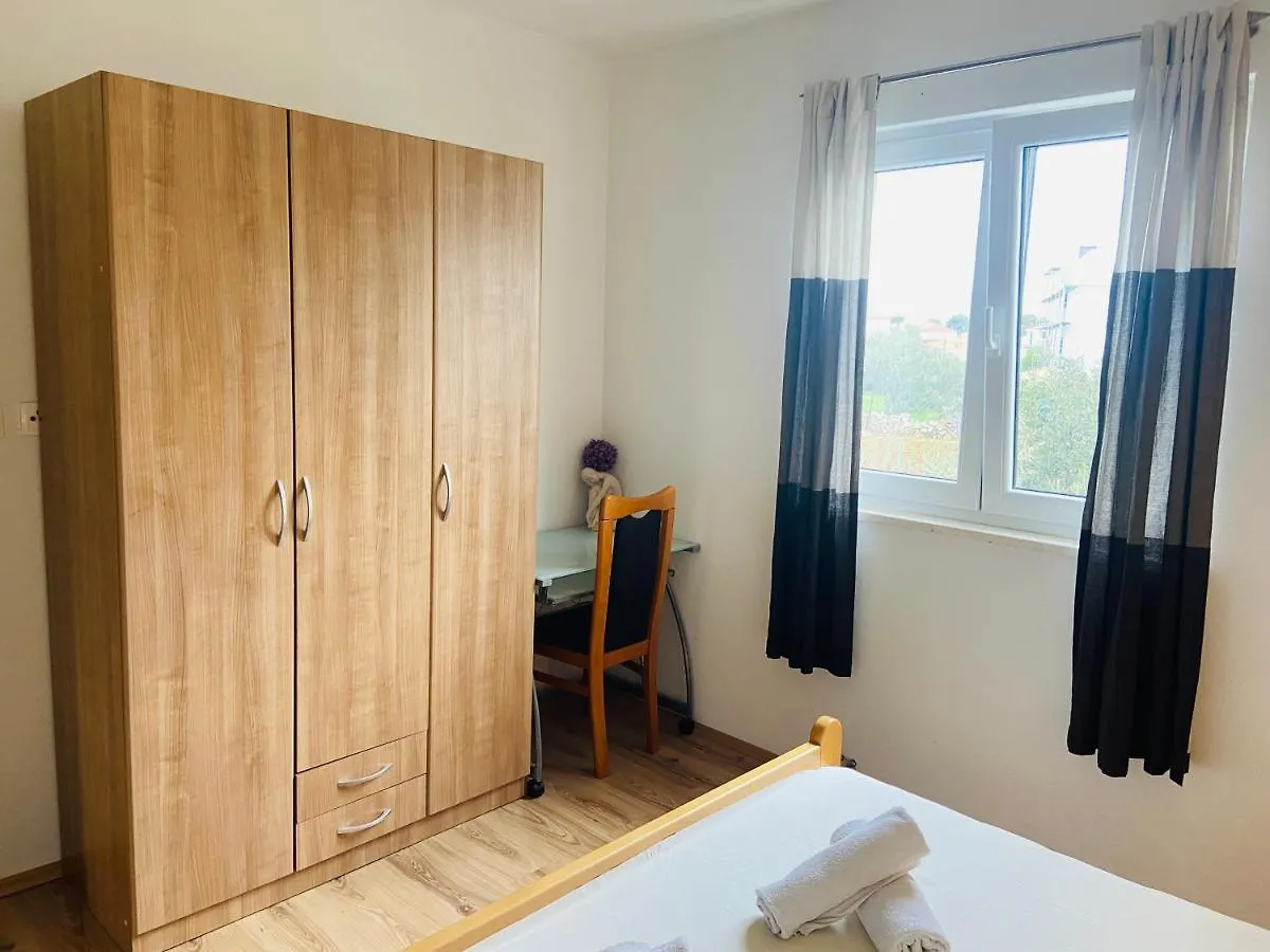 Apartments Gule Slatine