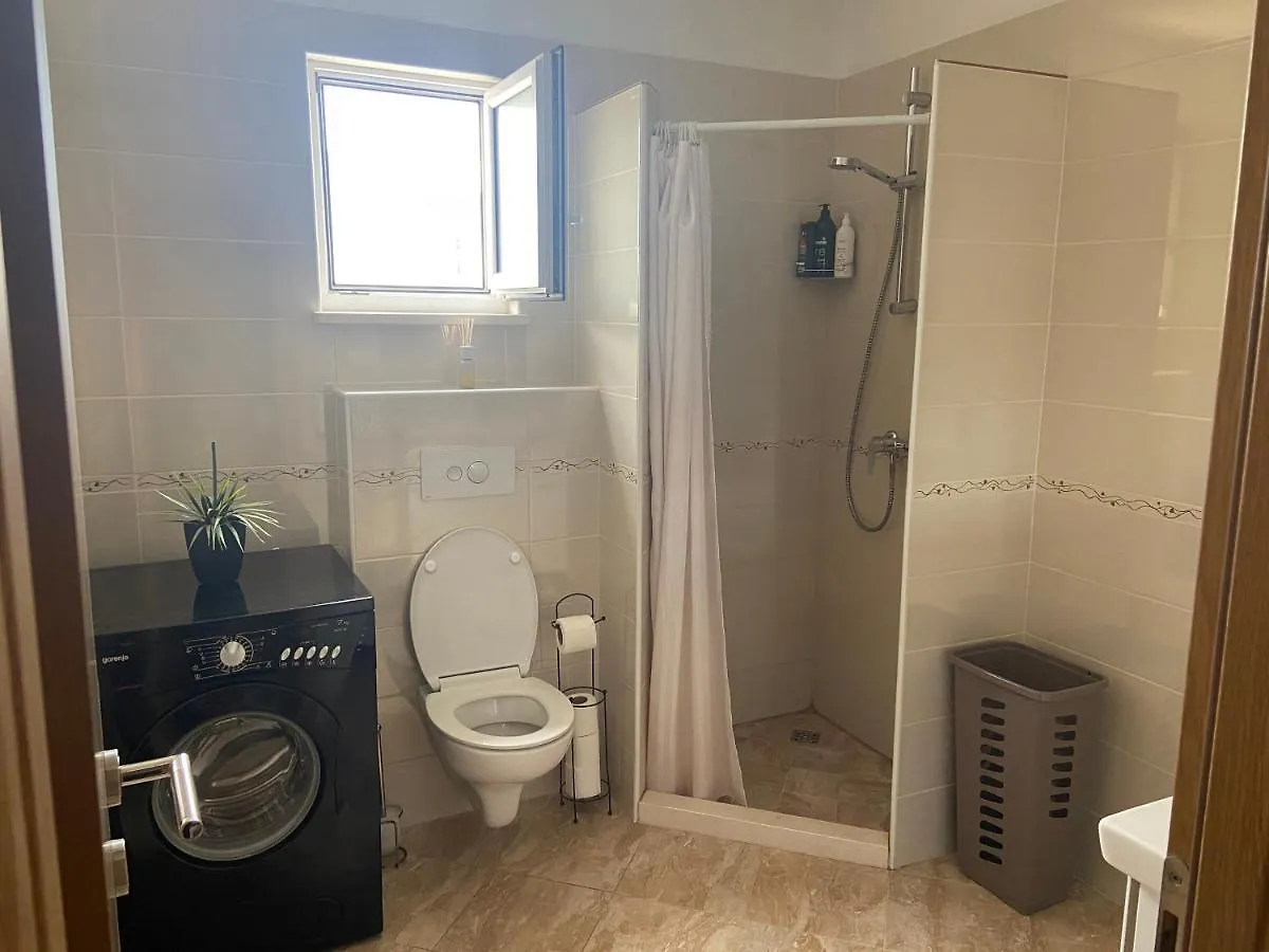 Apartments Gule Slatine