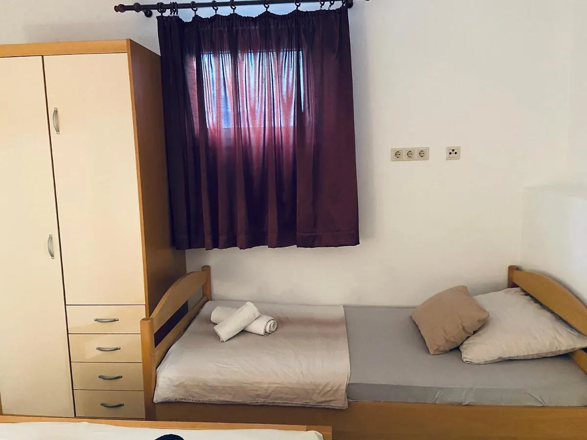 Apartments Gule Slatine