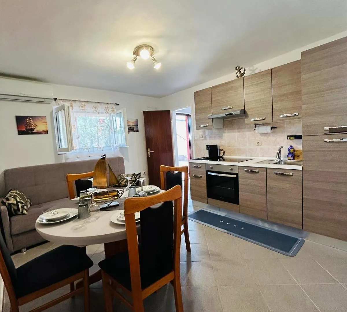 Apartments Gule Slatine